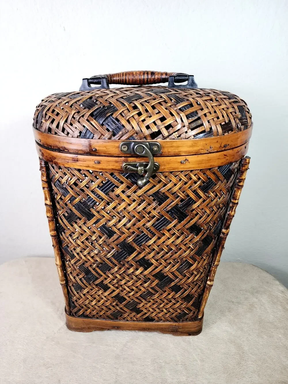 Woven Rattan Lidded Large Basket w/ Lid Brass Accent Asian Inspired 80s Vintage